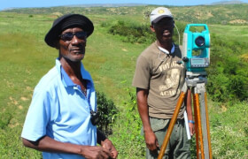 Die Lebensbedingungen im Bassin-Bleu in Haiti sind hart. Agrarökologische Anbaumethoden erwecken kargen Boden zu neuem Leben.